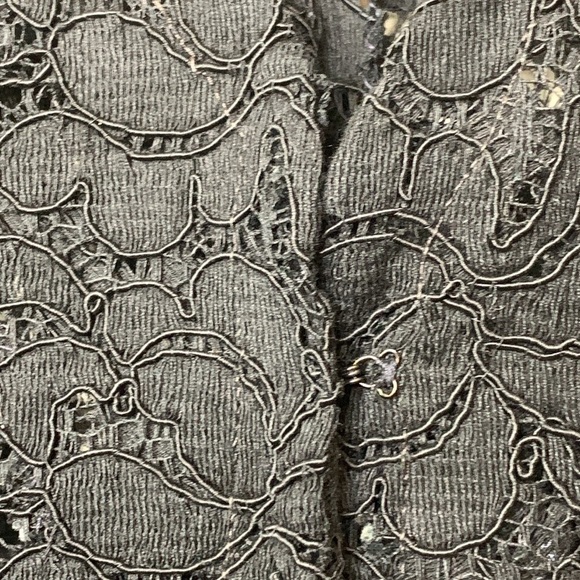 Tahari | Black Floral Embroidered Lace Sheer V-Neck Cardigan Jacket M - Picture 8 of 16